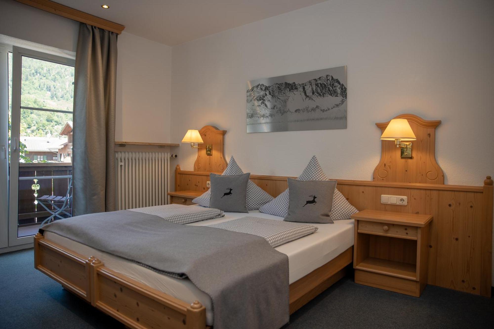 Hotel Gasthof Alter Wirt Farchant Luaran gambar